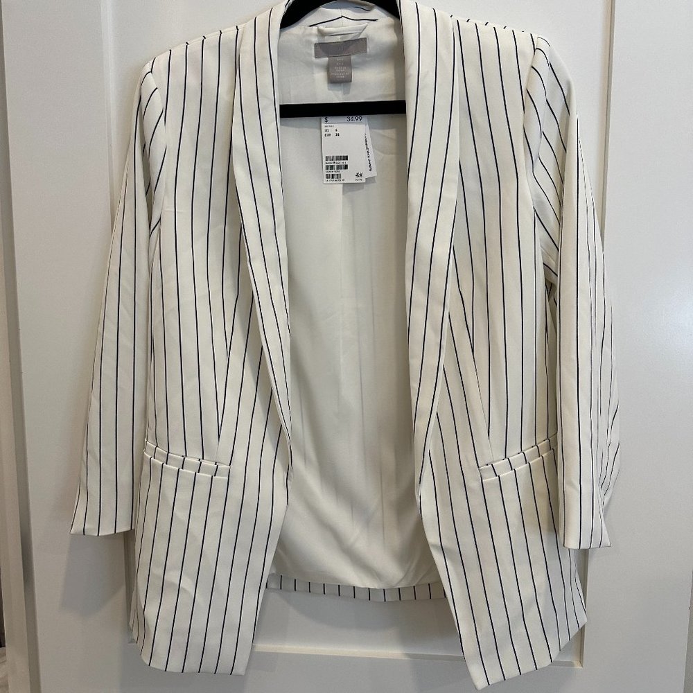 NEVER WORN! H&M Blazer
